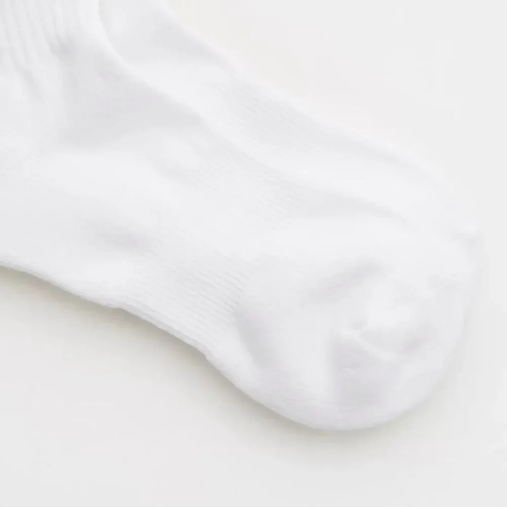 OFFLINE White Short Crew Black Back Ankle Logo Cotton Socks